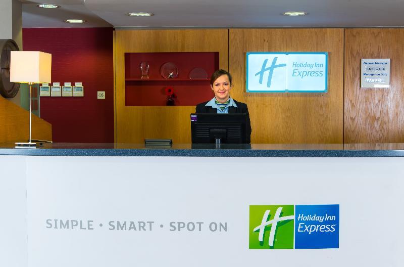 Holiday Inn Express Droitwich Spa, An Ihg Hotel Dış mekan fotoğraf